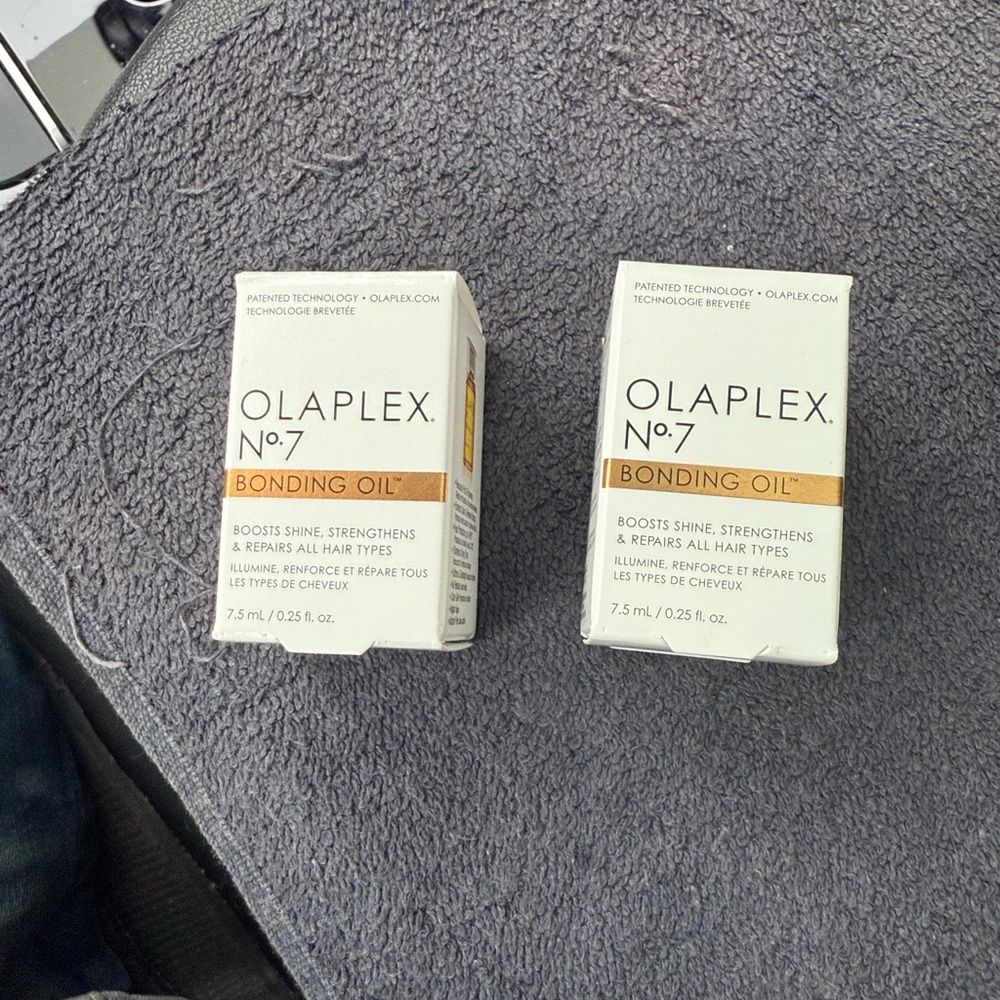 OLAPLEX No.7 Bonding Oil - White and Gold